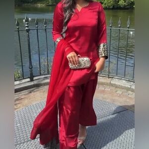 Red Shalwar kameez. Farshi shalwar